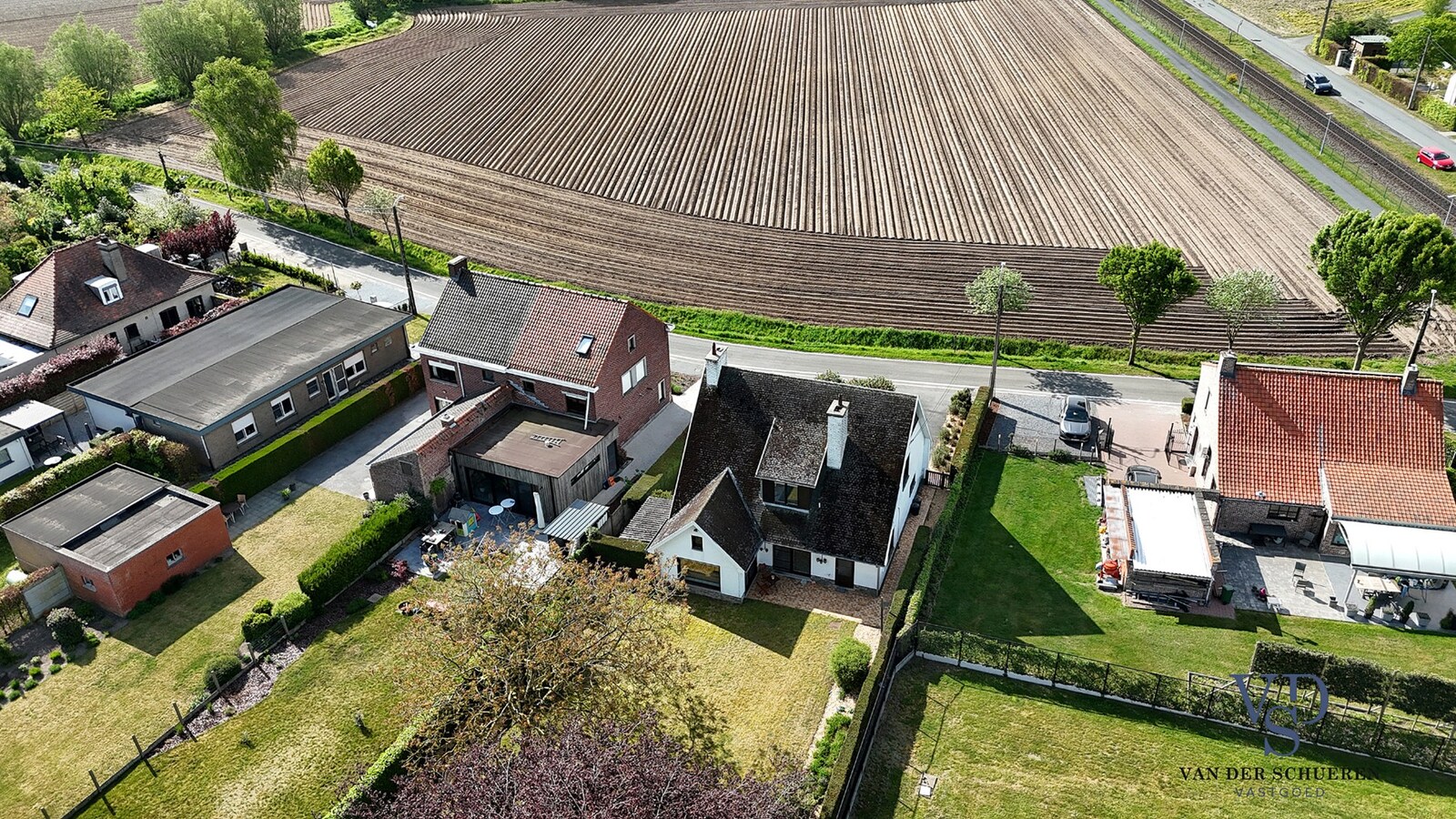 Degelijke villa. 