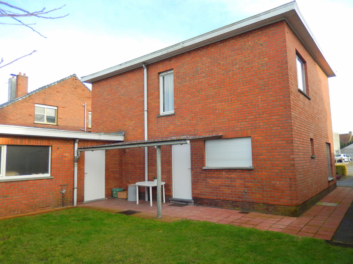 Alleenstaande woning met tuin en garage 