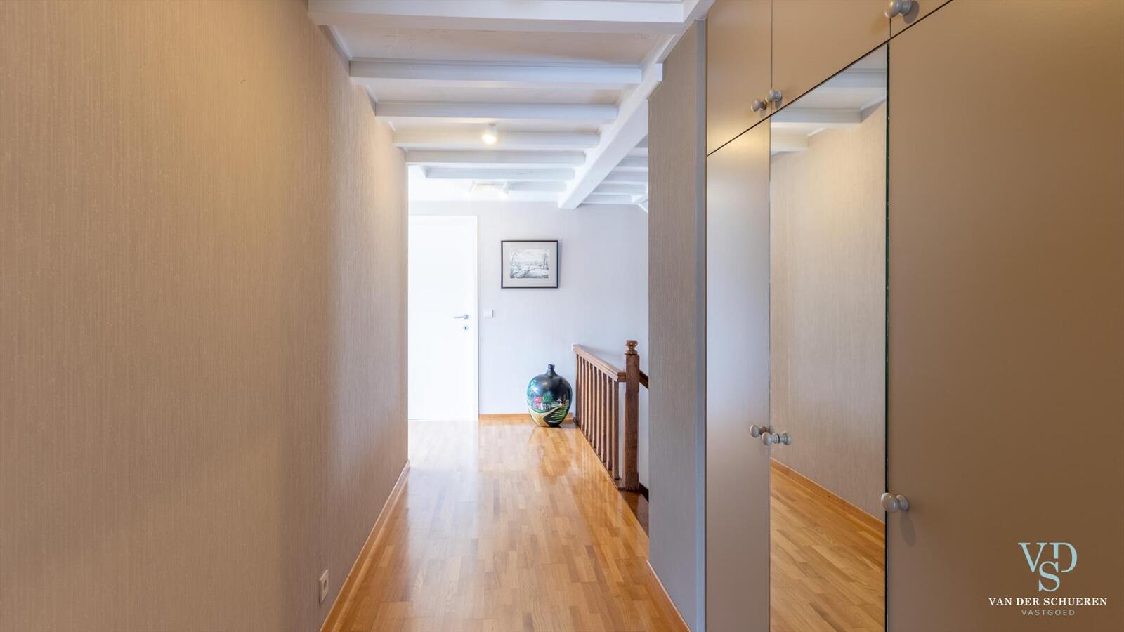 Zeer energiezuinige villa met unieke ligging (Kruisembos). 