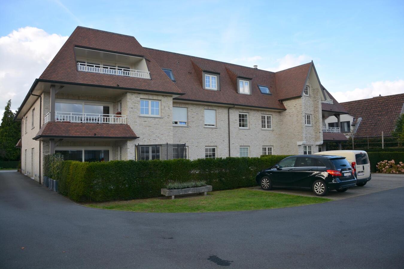 Gelijkvloers appartement met tuin 