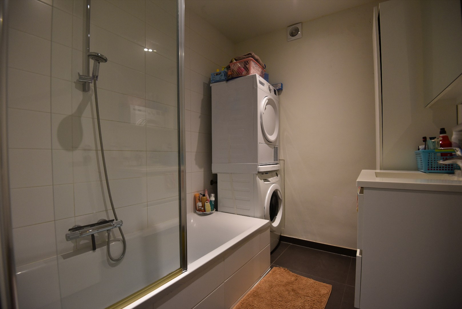 Appartement met 2 slpks en terras te Eeklo 