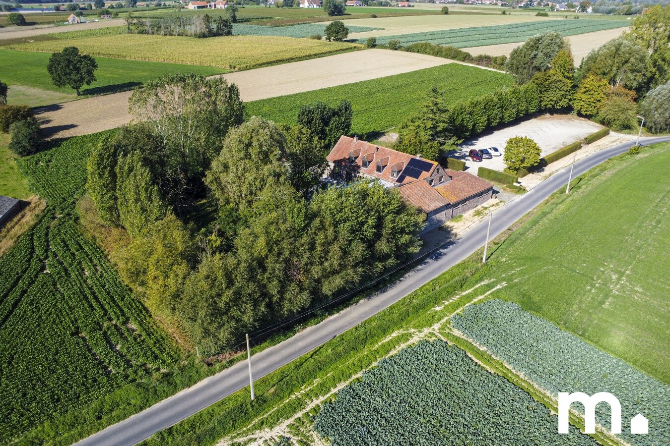 Uniek landhuis in Kruiseke te koop ! 