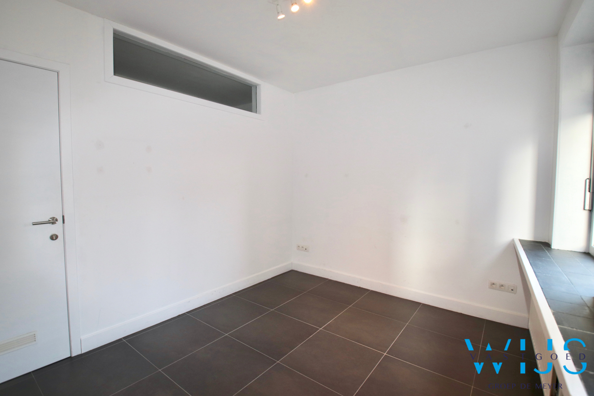 Zeer goed gelegen kantoorruimte te CENTRUM EVERGEM ! 