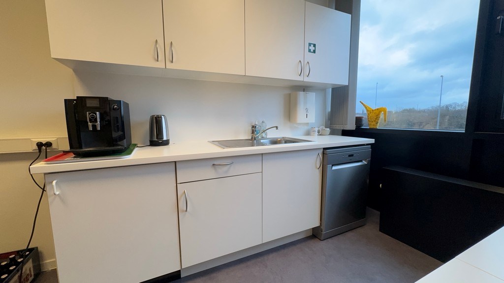 Strategisch gelegen kantoren te huur vlakbij klaverblad in Gent