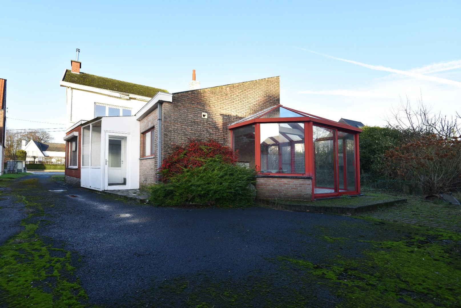 HOB met 3 slaapkamers, garage en tuin te Adegem 