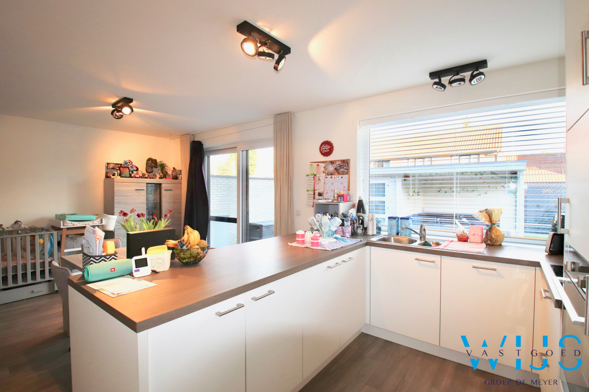 Recent instapklaar woonhuis in het centrum van Assenede ! 