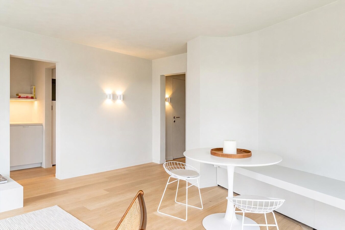 Stylish renovated apartment with partial sea view in Koksijde! 