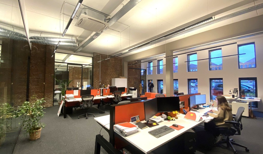 Prachtig ingerichte loftkantoren te koop in Kortrijk