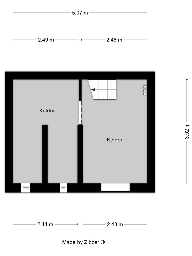 Centraal gelegen ruime woning met 4 slaapkamers en tuin te Tienen - EPC 222Kwh/m² 