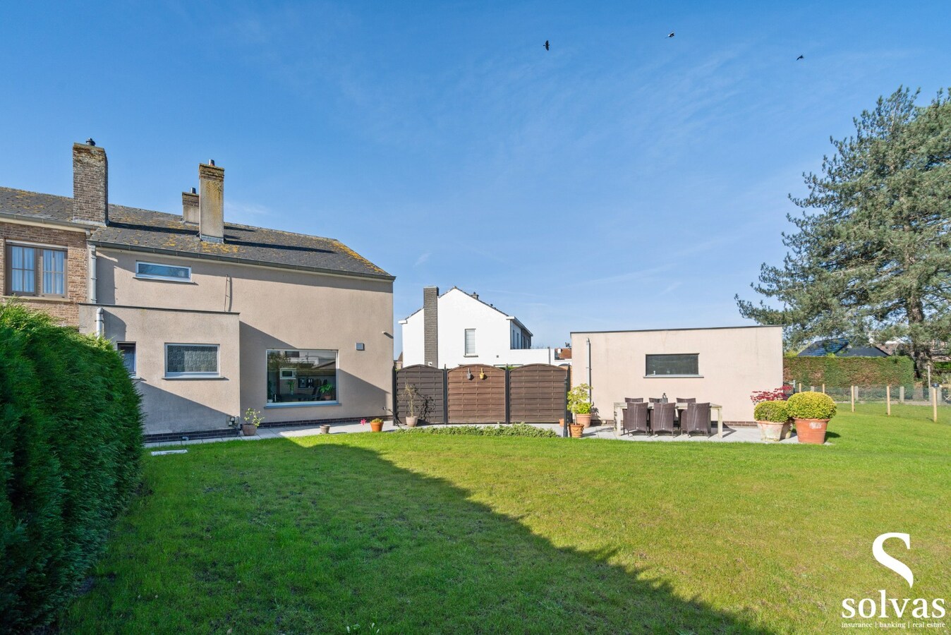 Halfopen woning op toplocatie! 
