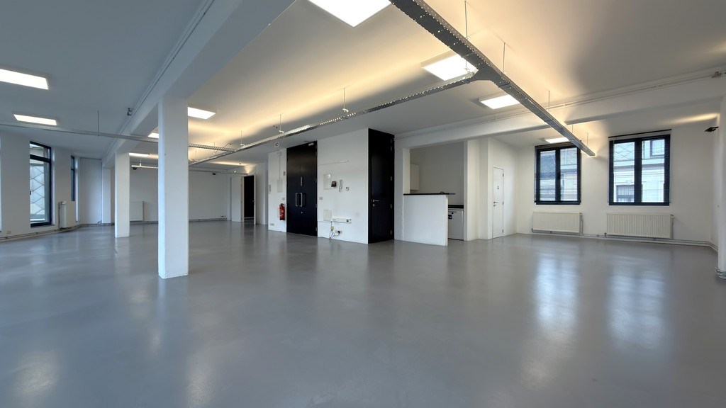 Kantoor met terras te huur aan het Zuid in Antwerpen