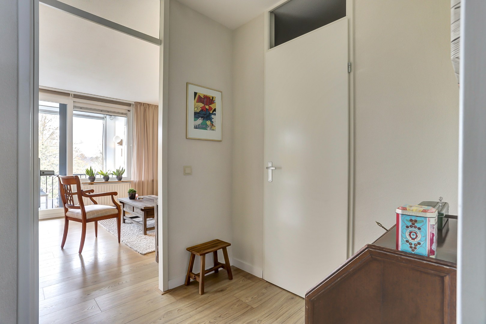 Modern afgewerkt 3 kamerappartement gelegen op de 3e verdieping met schitterend vrij uitzicht en ligging aan water! 