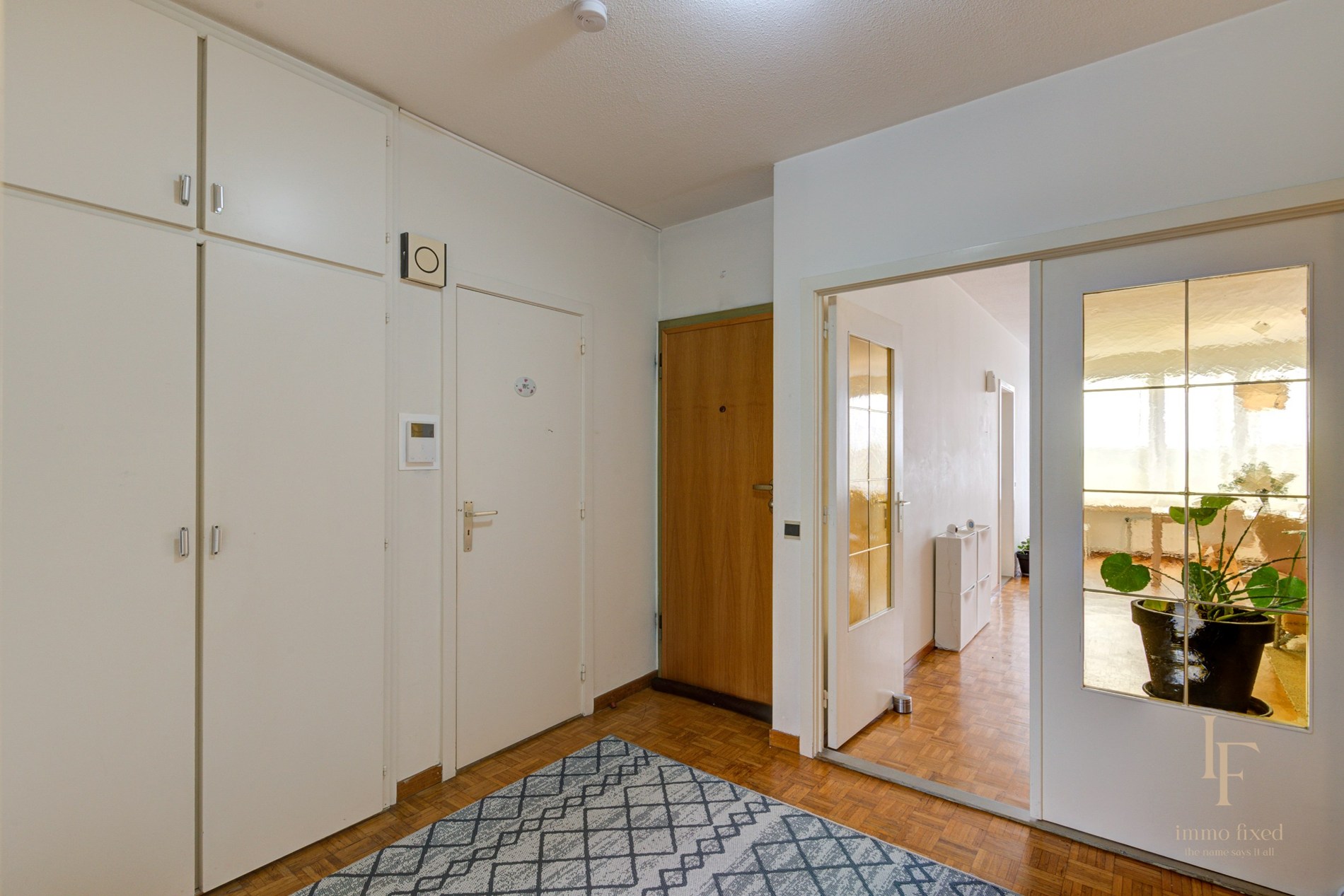 Instapklaar appartement met terras, uitzicht én garagebox! 