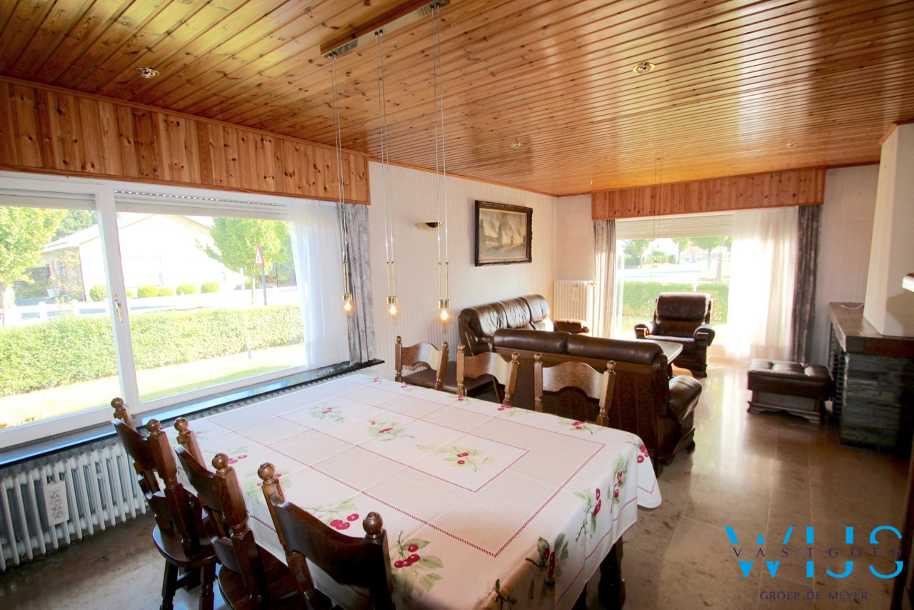 Zeer rustig gelegen bungalow te ERTVELDE 