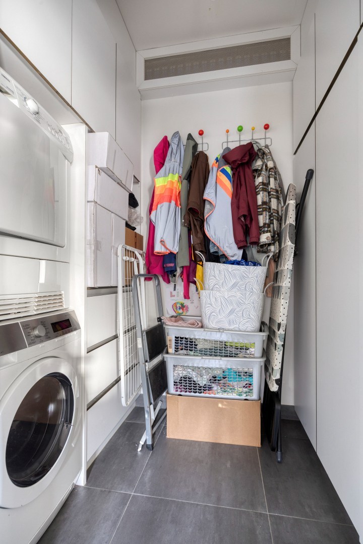 Luxueus gelijkvloers appartement met zuidgerichte tuin en garage in Tongerlo 