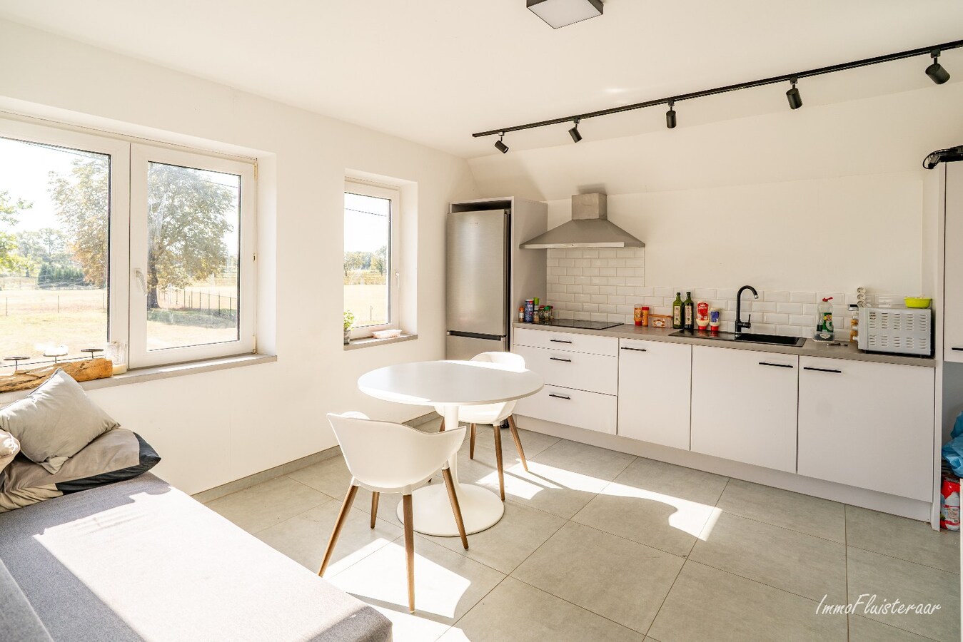 Veelzijdige woning met paardenstallen op ca. 2ha te Helchteren 