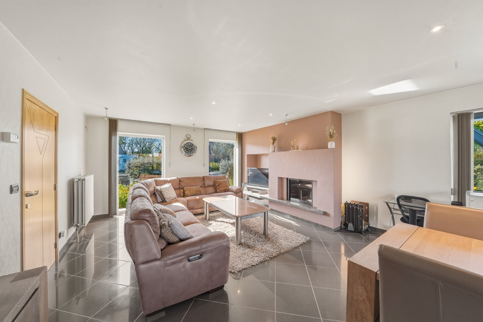 Ruime alleenstaande woning nabij zee en strand! 