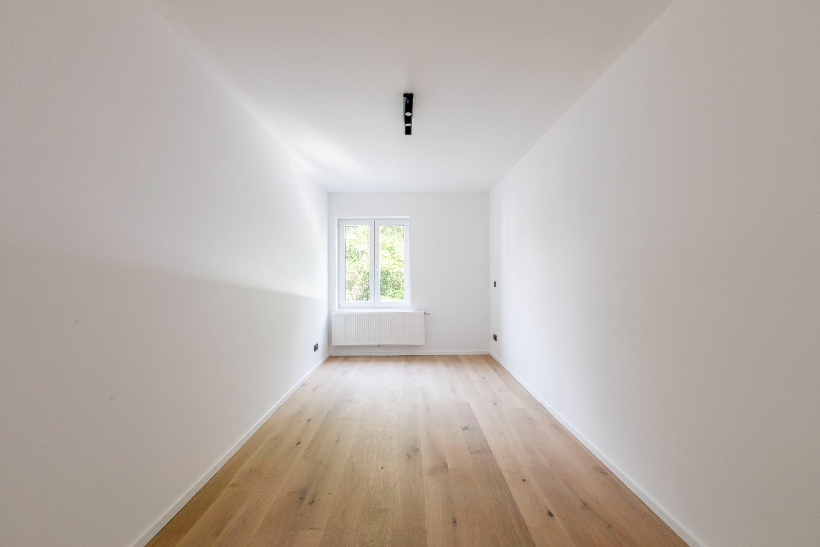 Prachtig gerenoveerd 3 slaapkamer appartement nabij Gent centrum 