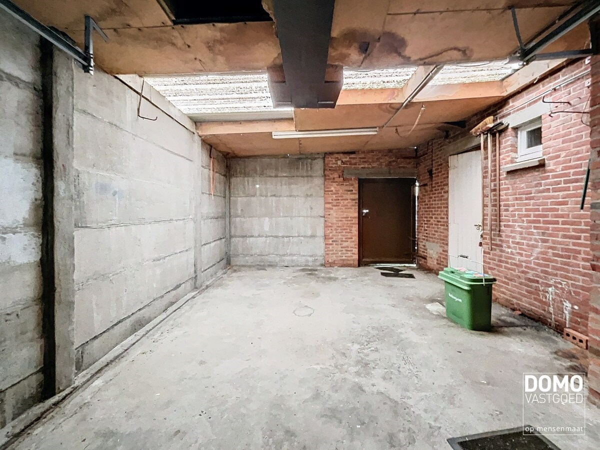 RUIME WONING MET GARAGE, TUIN &amp; 3 SLAAPKAMERS TE ALKEN 