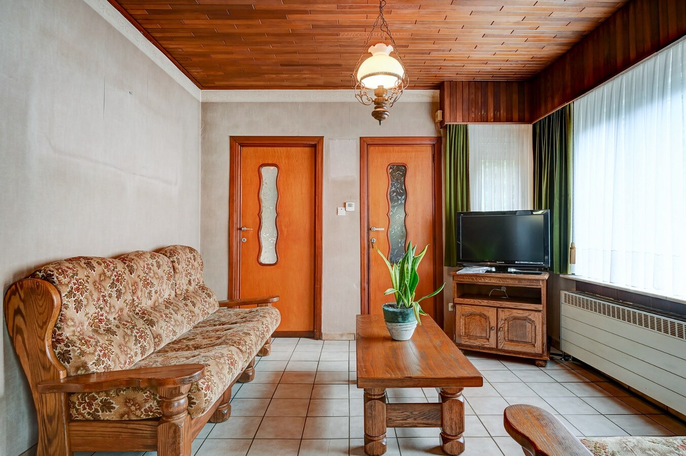 Te renoveren woning op een prachtig perceel van circa 22 are 