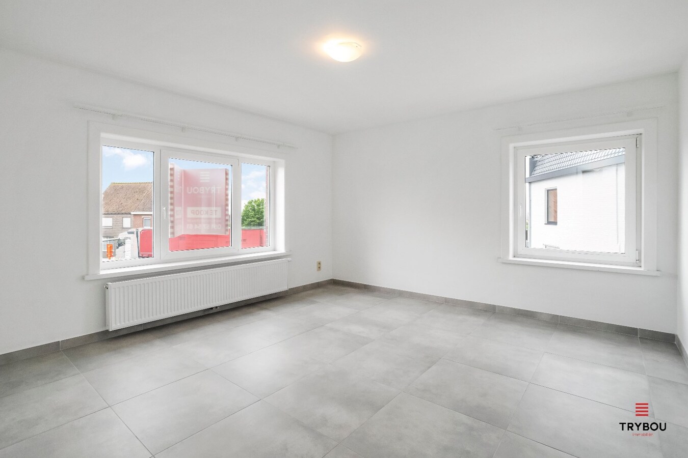 Gerenoveerde alleenstaande woning met 3 slaapkamers op perceel van 562m² 
