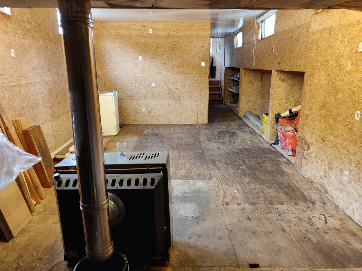 Wonen op het water – Woonboot op de Zuid-Willemsvaart 