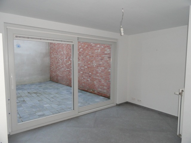 Ruime woning met garage 