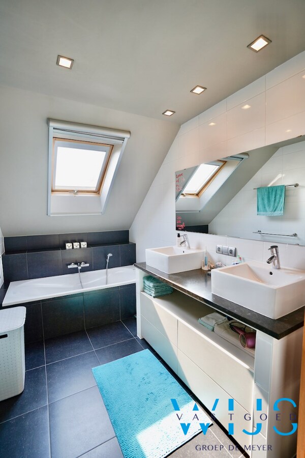 Schitterende gezinswoning op 835 m² te Knesselare 