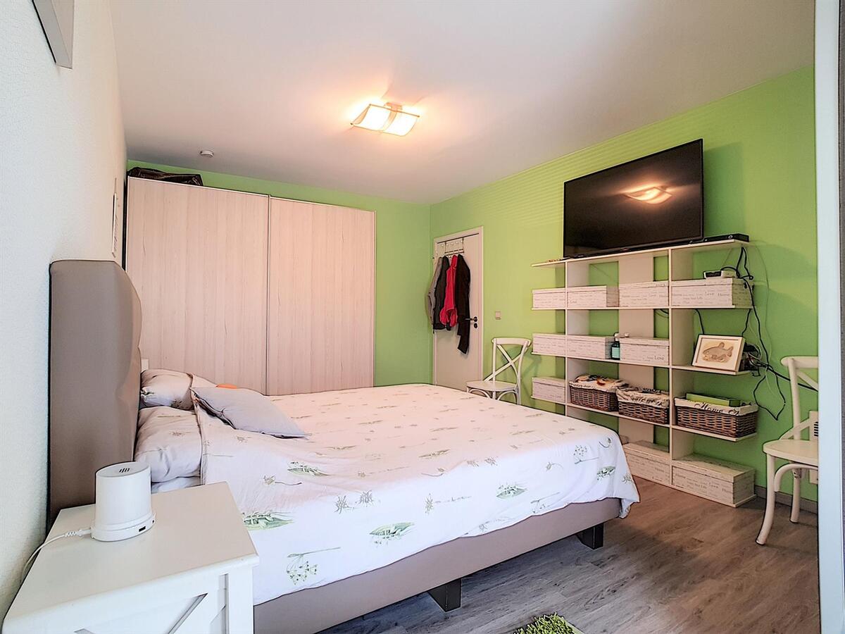 Ruim, zeer aangenaam appartement met drie slaapkamers en zonneterrassen - Heist 