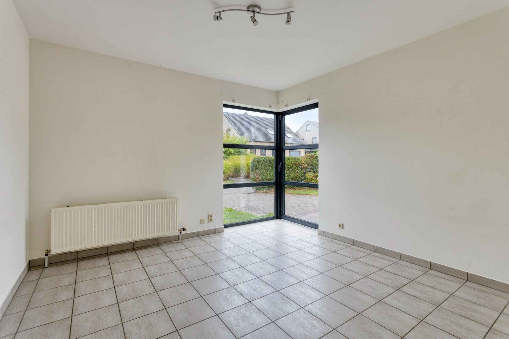 Open bebouwing met 3 slaapkamers, garage en tuin in Haasrode!  – EPC 241 kWh/m² – bewoonbare opp. 201m² 