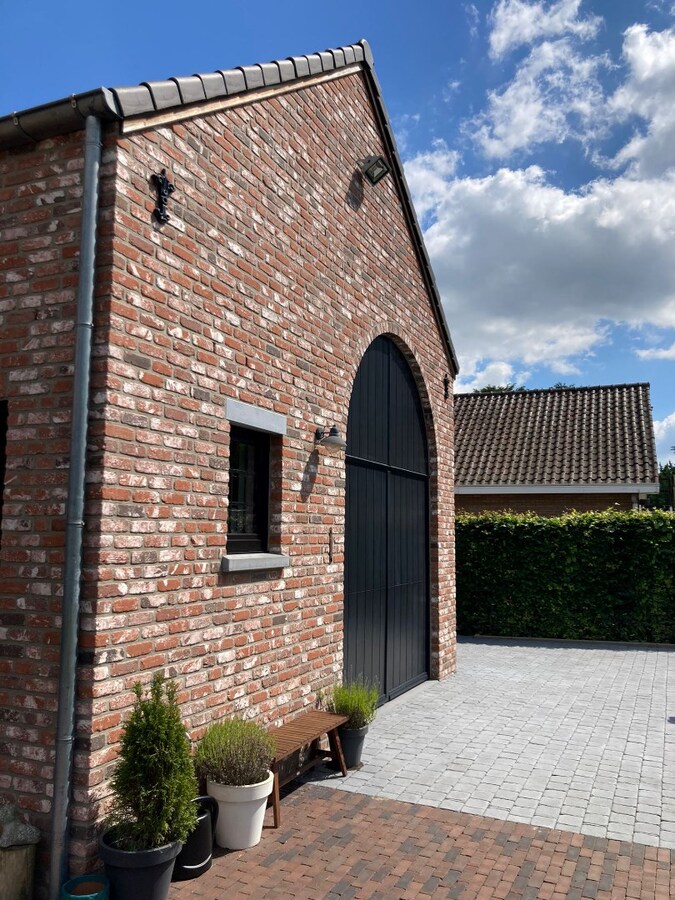 Prachtige villa op een perceel van 11 are 