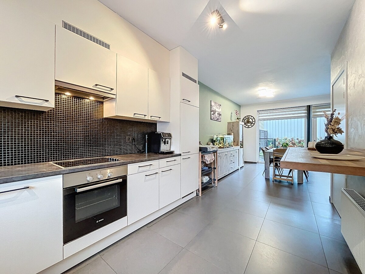 Recente (2017) gezinswoning met garage en tuin te Borsbeke 