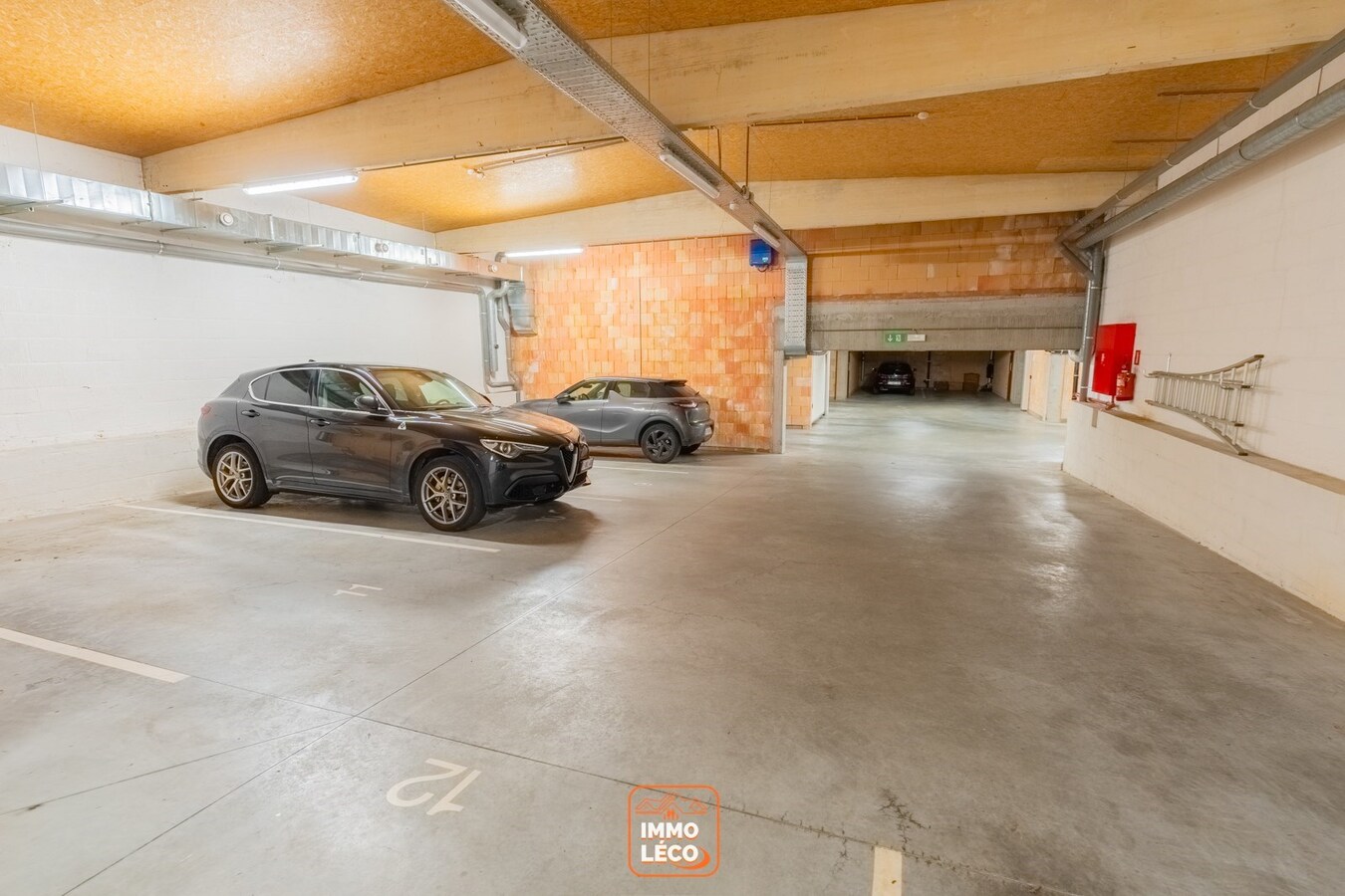 Superbe surface commerciale de +/- 110m² en plein centre-ville, nombreuses possibilités ! 