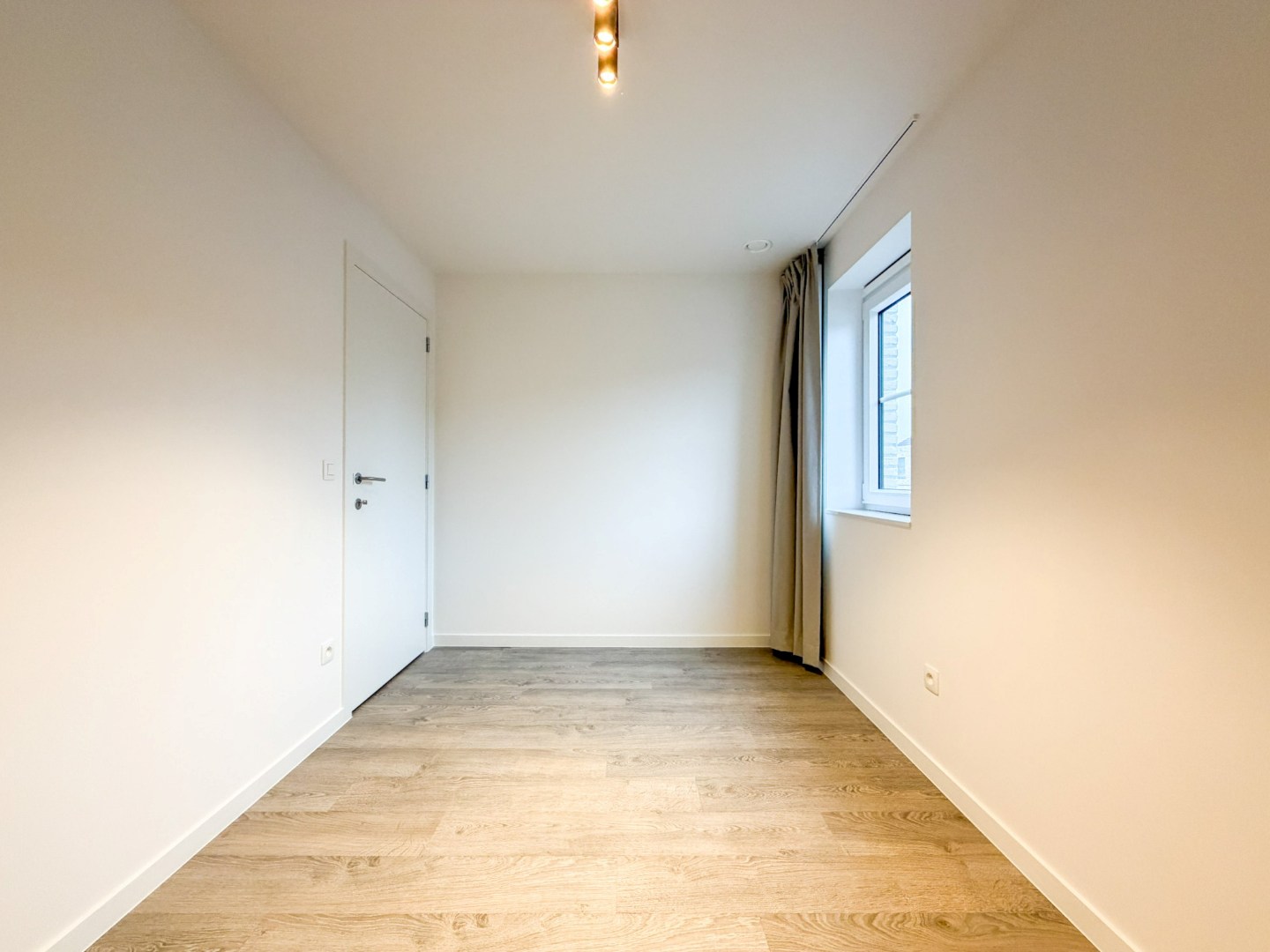 Prachtige instapklare nieuwbouwwoning, energiezuinig, Torhout. 