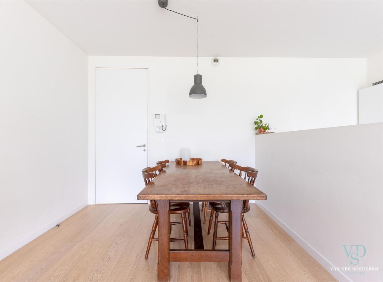 Hip, luxueus én ruim 1-slp-appartement. Met een uniek terras ! 