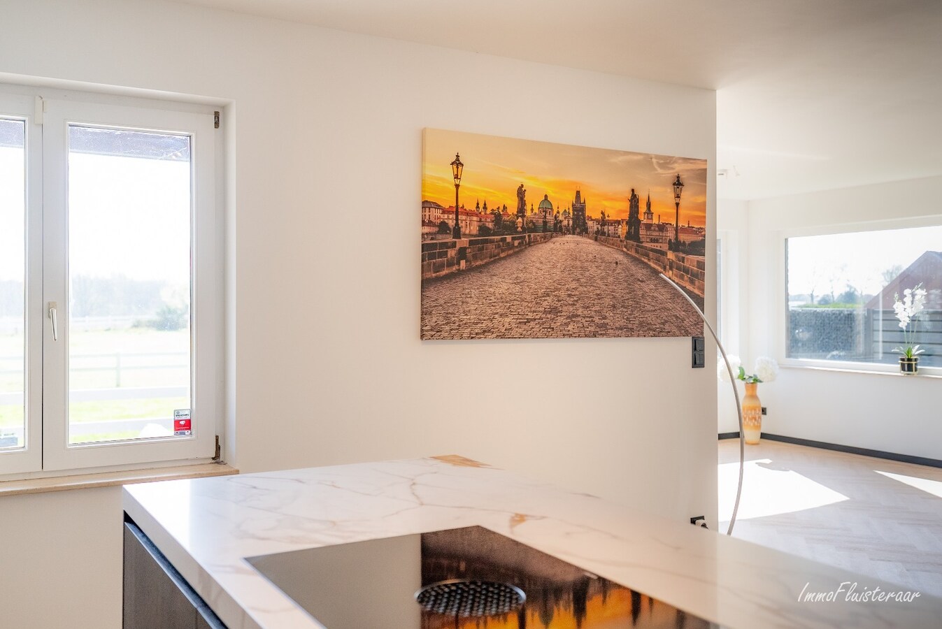 Ruime woning met paardenstallen op ca. 85 are te Kinrooi 