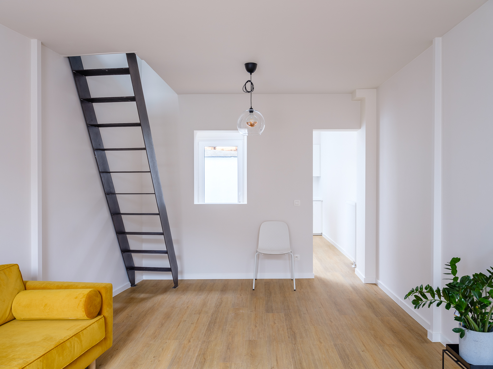 Compleet gerenoveerde topwoning! 