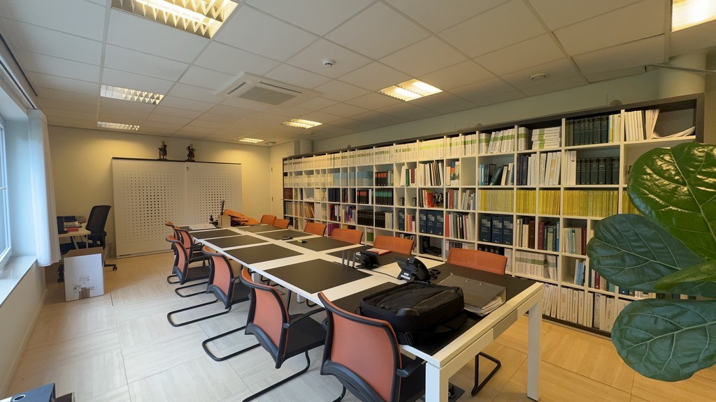 Kantoren te huur op zichtlocatie langs N9 te Melle