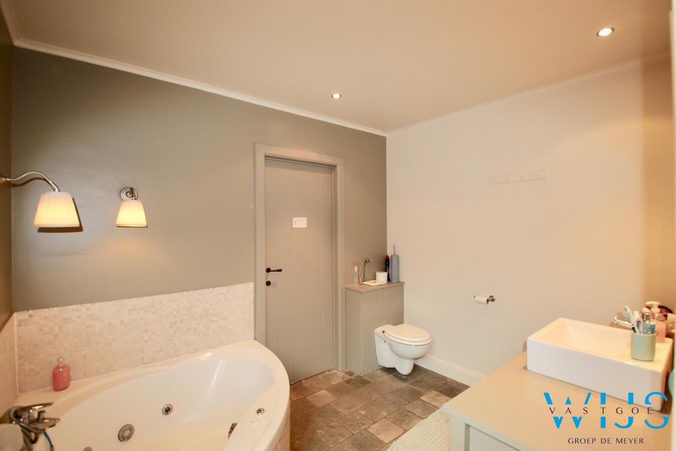 Leuk &amp; super gezellig woonhuis in hartje Sleidinge! 