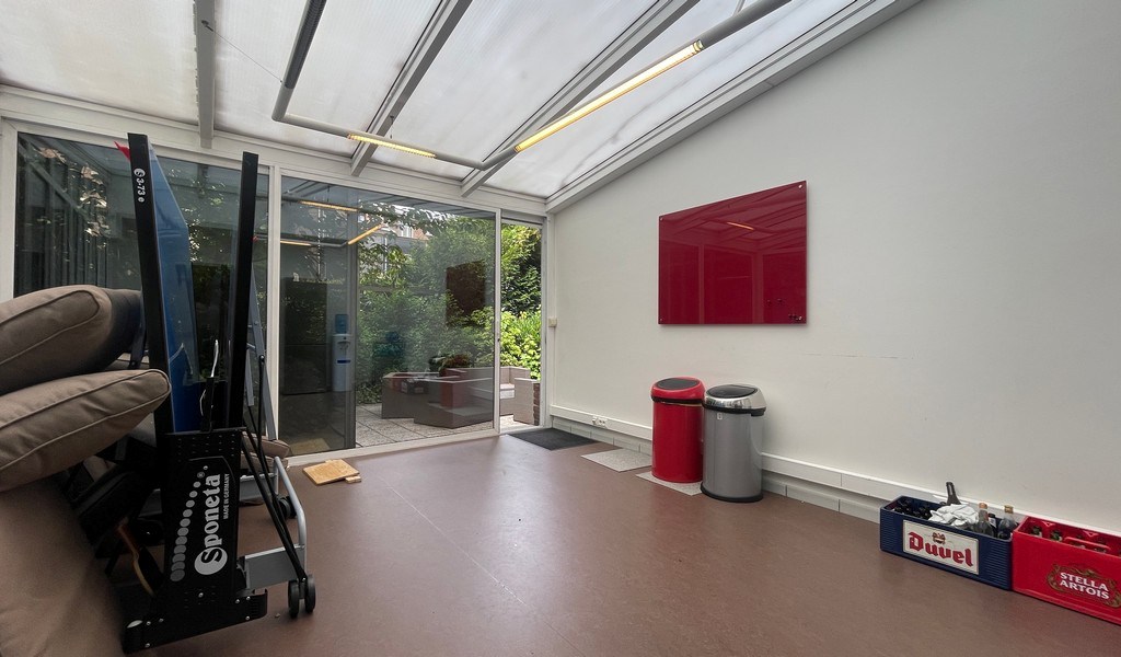 Gelijkvloers kantoor te huur nabij Singel in Antwerpen