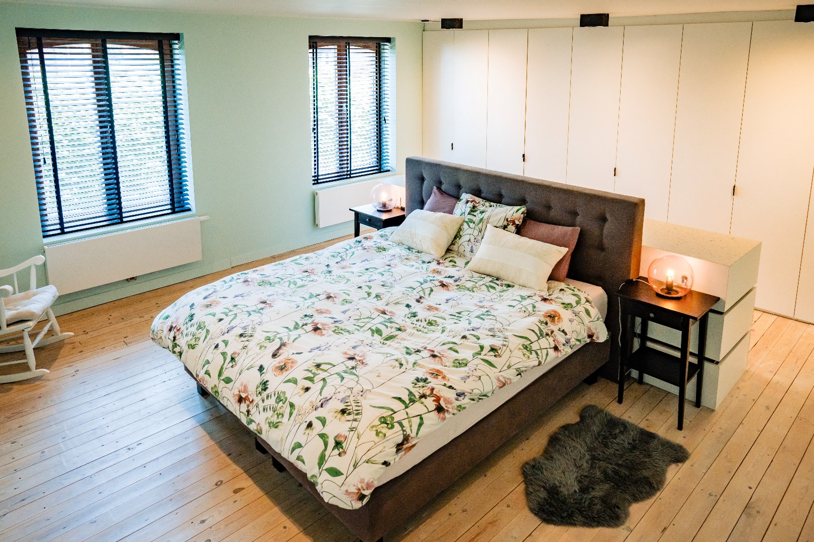 Stijlvolle gerenoveerde woning met tuin en boomgaard gelegen te Middelburg 