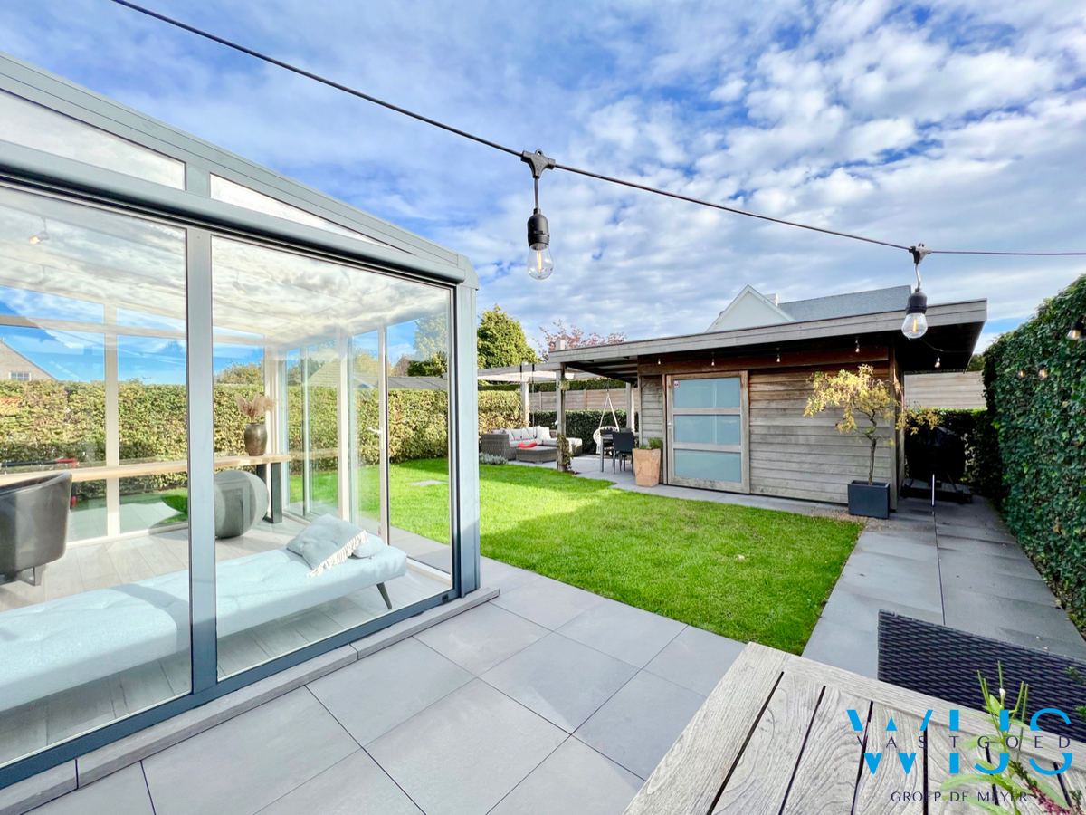 Instapklaar woonhuis in een rustige woonwijk te EEKLO ! 