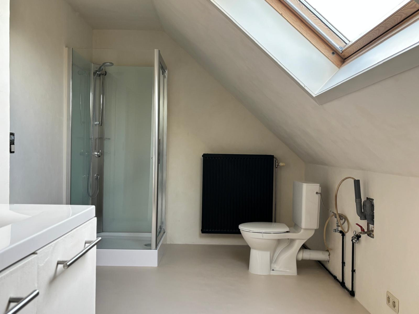 Ruime gerenoveerde duplex nabij centrum Balen te huur 