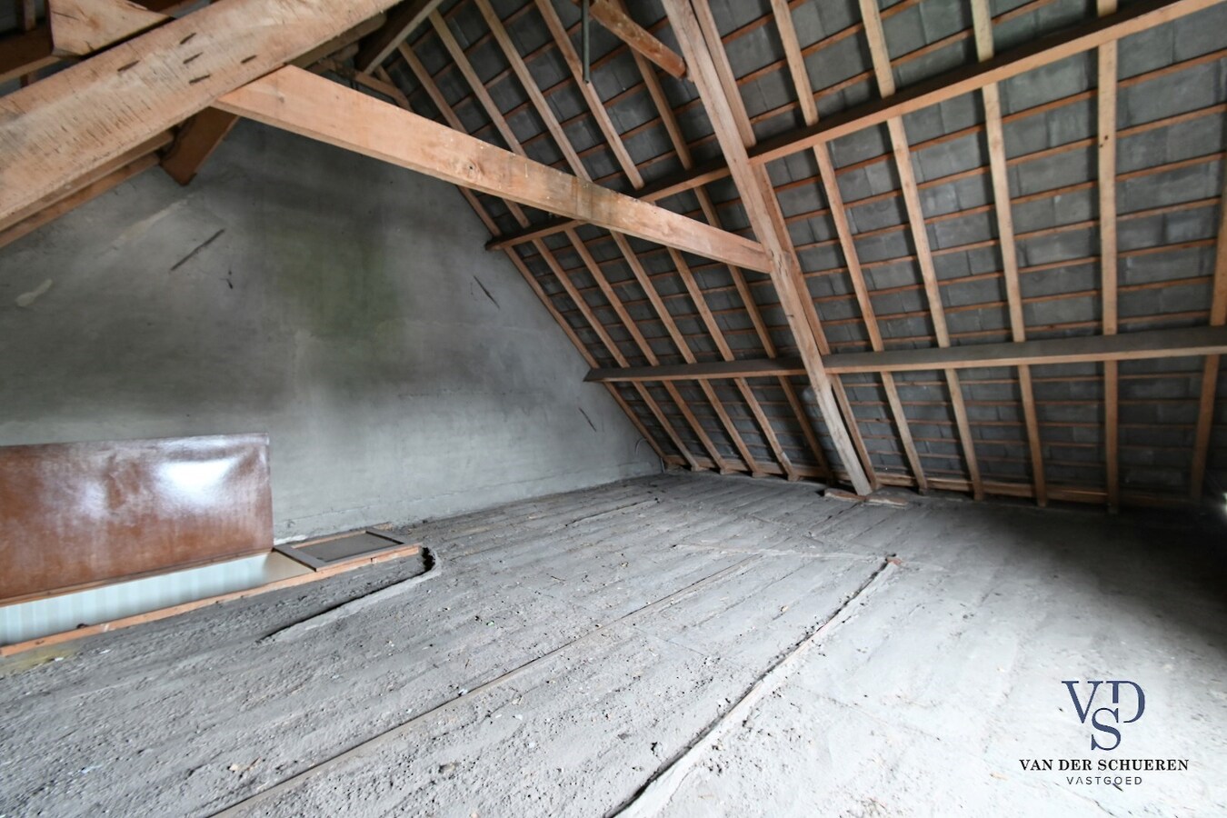 Degelijke Half Open Bebouwing 