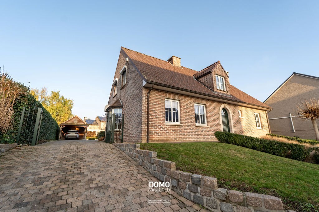 WARME GEZINSWONING VAN 262 M² MET PRACHTIGE TUIN IN HARTJE KORTESSEM 