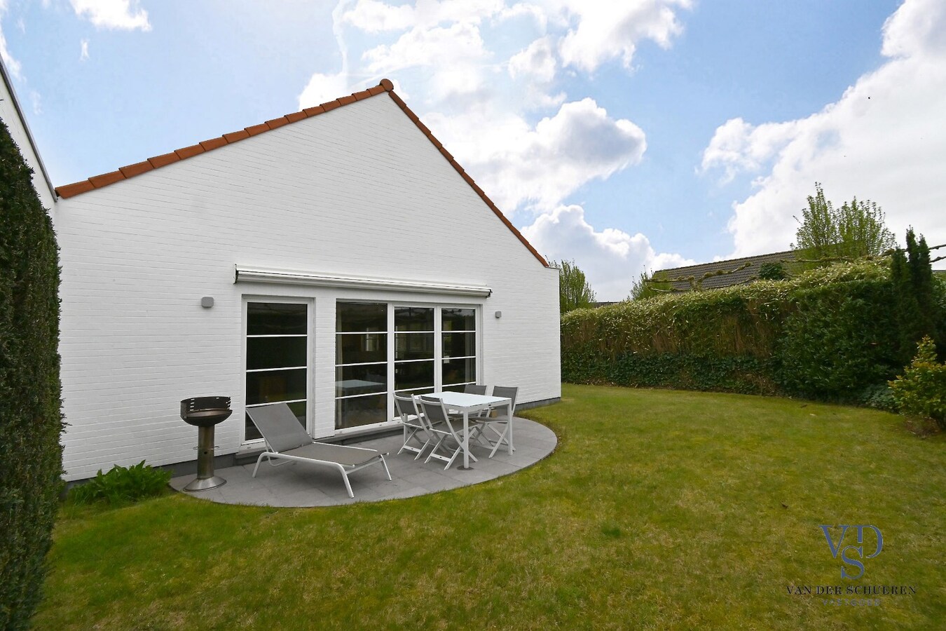 Tijdloze bungalow in rustige, residentiële verkaveling 