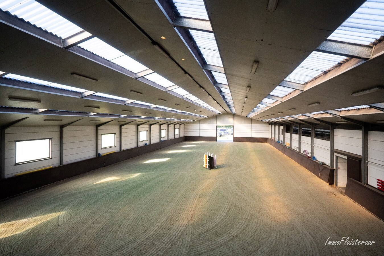 Volledig uitgeruste paardenaccommodatie op ca. 4,2 ha nabij Herentals 