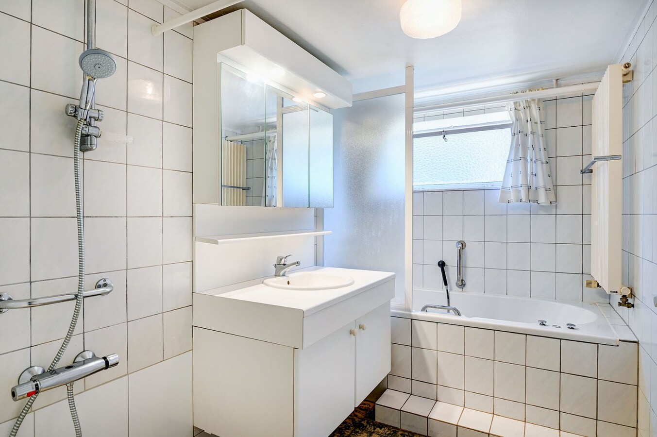 Ruime woning met drie slaapkamers 