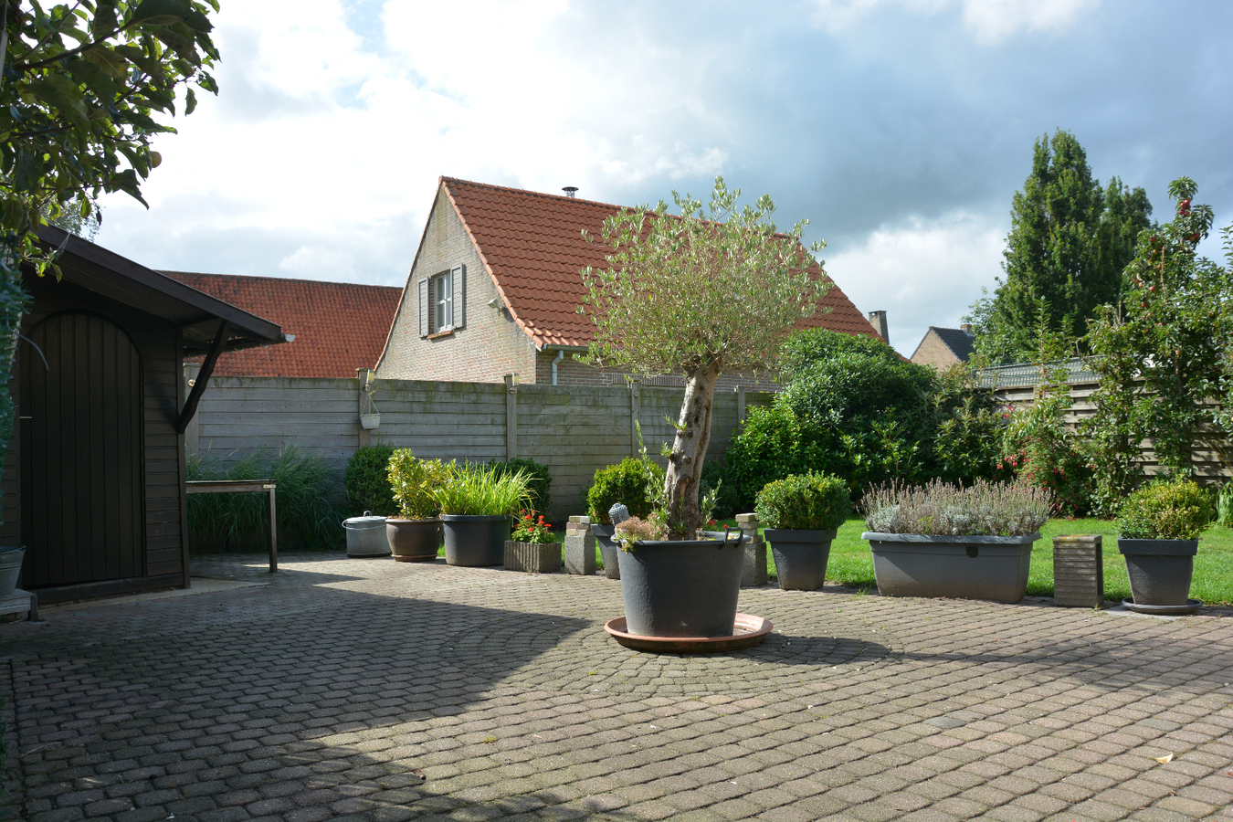 Half-open woning op topligging - Interessante investering 