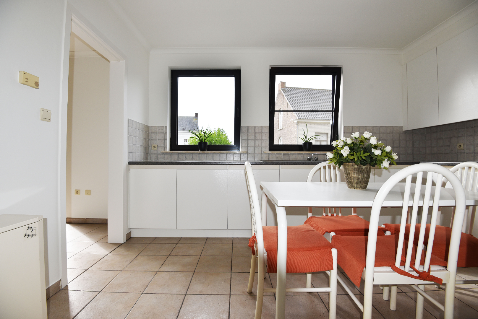 Appartement (121 m²) met 2 slaapkamers en garage te LEMBEKE 